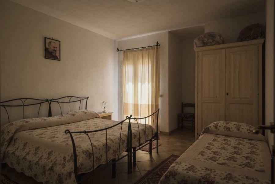 Fumu Ludurru Farm Stay Padru ภายนอก รูปภาพ